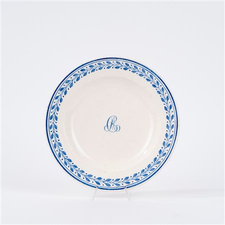 Piatto in maiolica bianca con monogramma blu, Del Vecchio, Napoli secolo XIX