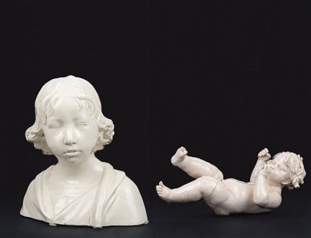 Lotto composto da due sculture in maiolica bianca