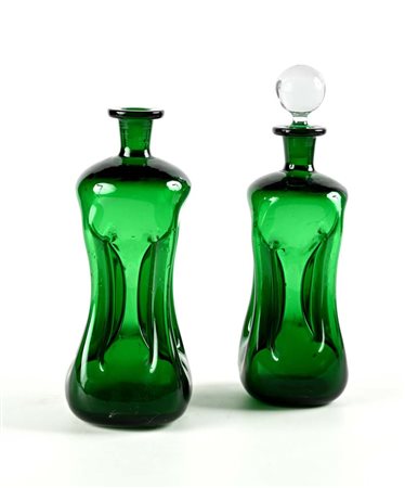 () Lotto di due bottiglie in vetro verde modello Kluk Kluk, prod. Holmegaard,...