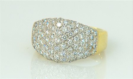 ANELLO ANELLO. In oro giallo e bianco 18 kt internamente foderato, diamanti...