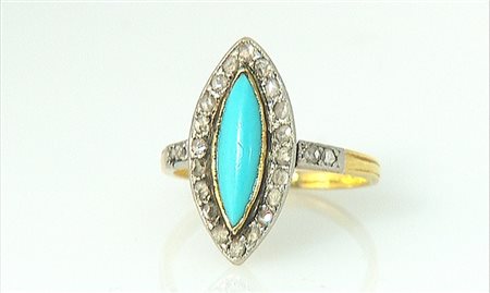 ANELLO ANELLO INIZIO XX SECOLO. In oro giallo 18 kt ed argento con al centro...