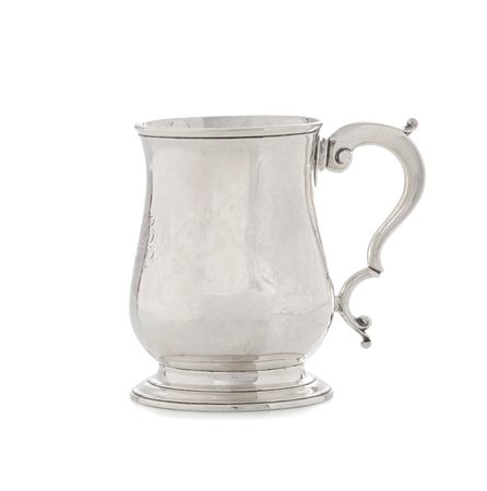 ARGENTI D'EPOCA MUG GIORGIO III IN ARGENTO, LONDRA, 1771, piriforme con...