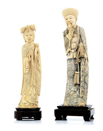 AVORIO DUE SCULTURE IN AVORIO, CINA, XX SECOLO, raffiguranti un santone e una...