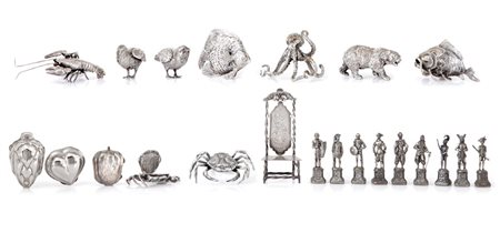 ARGENTI D'EPOCA LOTTO DI DIVERSI OGGETTI IN ARGENTO, XX SECOLO, composto da...