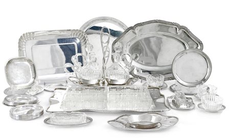 ARGENTI RECENTI LOTTO DI OGGETTI VARI IN ARGENTO, XX SECOLO, composto da...