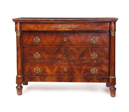 MOBILE DEL XIX SECOLO CASSETTONE IMPERO LASTRONATO IN NOCE, INIZIO XIX...