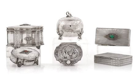 ARGENTI RECENTI SEI DIVERSI COFANETTI IN ARGENTO, XIX-XX SECOLO, di diversa...