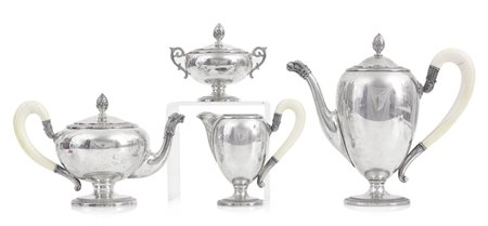 ARGENTI RECENTI SERVIZIO DA TE' E CAFFE' IN ARGENTO IN STILE IMPERO, XX...