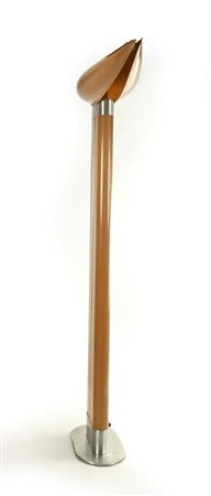 Gae Aulenti (Palazzolo dello stella 1927 - Milano 2012) Lampada da terra...