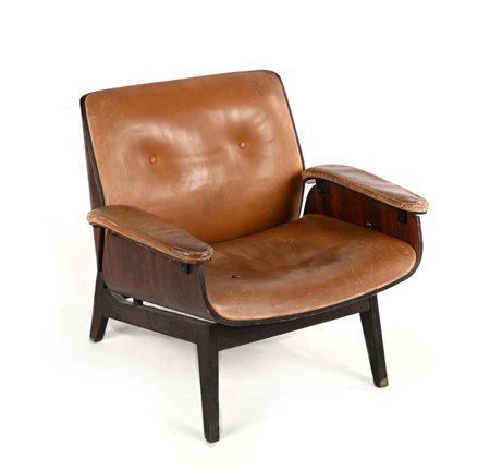 () Poltrona produzione MIM Anni '50 circa Struttura in legno e imbottitura...