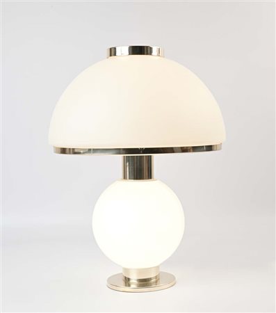 () Lampada da tavolo prod. Kaiser Leuchten Struttura in accaio e vetro...