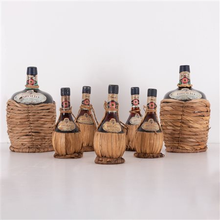 Lotto di 7 bottiglie CHIANTI BARONE RICASOLI CASTELLO DI BROLIO (1967-1968)