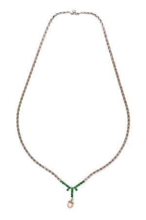 Collana in oro, smeraldi e perla Oro bianco 750/000. Peso complessivo gr. 18...