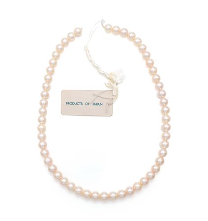 Filo di perle in professione Perle giapponesi da coltivazione in acqua marina...