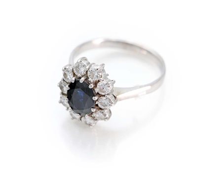 Anello in oro, zaffiro e brillanti Oro bianco 750/000.Zaffiro ct. 2 ca,...