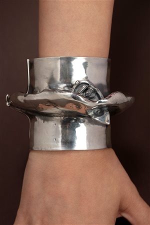 Enzo Cucchi (Morro d'Alba 1949)  - Bracciale Tempesta