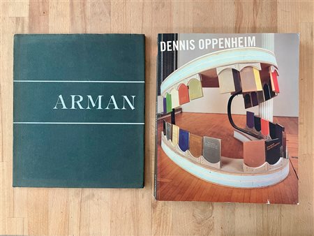 DENNIS OPPENHEIM E FERNANDEZ ARMAN - Lotto unico di 2 cataloghi