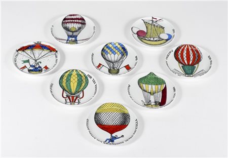 Fornasetti Otto piattini della serie "Palloni". Milano, anni '60. Porcellana ser