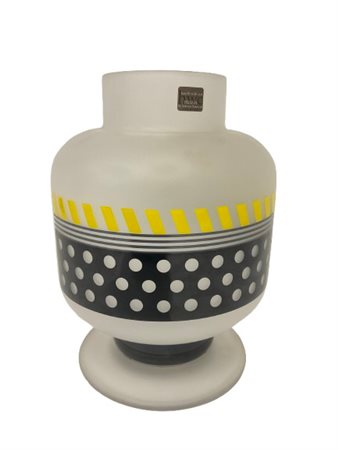 Sottsass Associati (Ettore Sottsass, Michele De Lucchi e Anita Bianchetti) Vaso