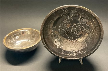 Studio Torrigiani Due centrotavola. Italia, anni '70. Terracotta smaltata a lust