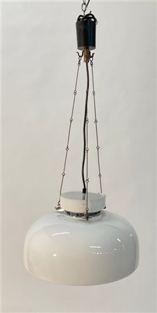 Lampada a sospensione con diffusore in vetro incamiciato lattimo e struttura in