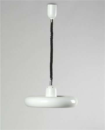 Valenti Lampada a sospensione saliscendi in metallo laccato bianco. Italia, anni