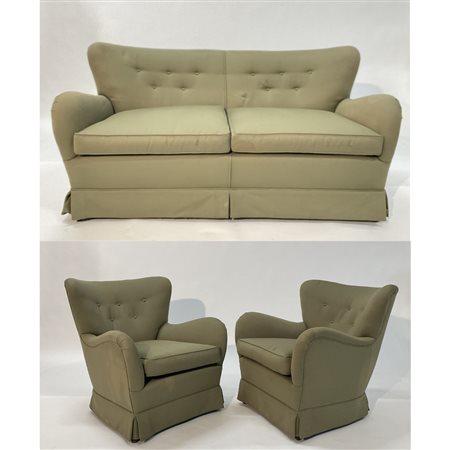 Salotto composto da un divano a due posti e due poltrone. Italia, anni '50. Sco