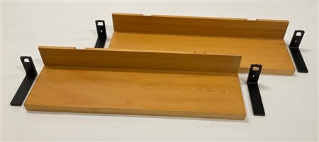 Coppia di mensole in legno chiaro impiallacciato con supporti a parete in fusio