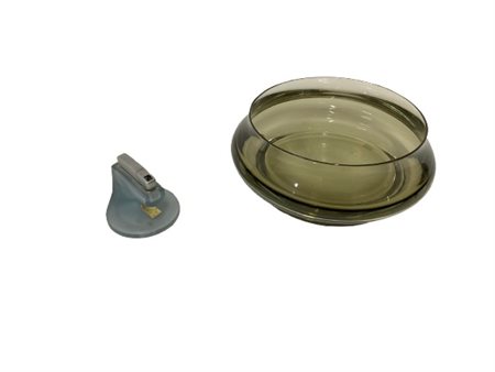 Seguso Vetri d'Arte Centrotavola in vetro sommerso ambrato e cristallo. Murano,