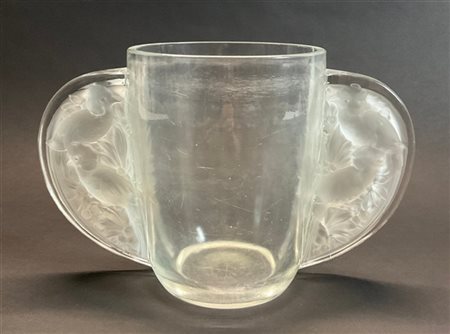 Verlys Vaso biansato in vetro pressato in forma con anse decorate a rilievo a pa