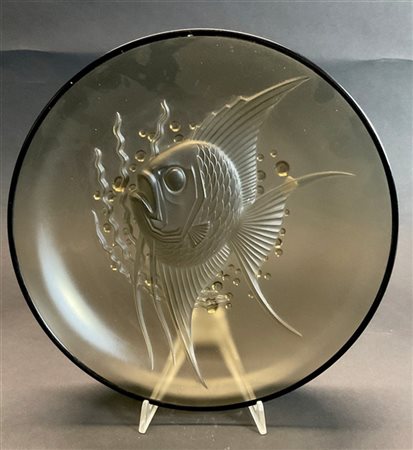 Verlys Bacile in vetro fumé pressato in forma con rilievo a forma di pesce. Fran