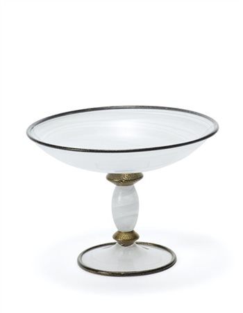 Barovier e Toso Alzata. Murano, anni '90/2000. Vetro soffiato opalescente con mo