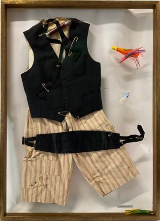 Maria Silvia Da Re
"Genetic Memory 2: Crazy" 2020
Opera in teca con indumenti e