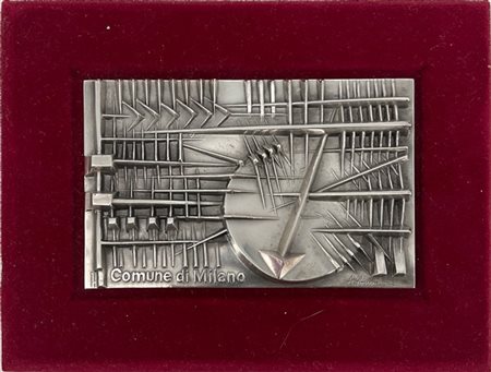 Arnaldo Pomodoro "Targa per Comune di Milano" 1978
bronzo argentato
cm 8x11,5
fi