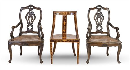 Lotto composto da coppia di poltrone in stile veneto con schienale traforato ed