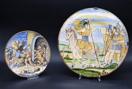 Manifatture diverse, secolo XIX-XX. Lotto composto da un piatto da parete dipin