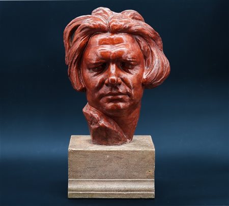 Ignoto, secolo XX. 
Volto di Beethoven
Terracotta invetriata rosso su base in g