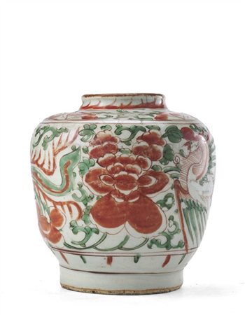 Piccola giara in porcellana Wucai decorata con peonie 
Cina, dinastia Qing, per
