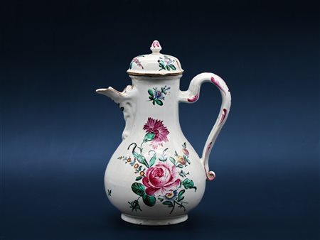 Manifattura Antonio Rolandi e Giuseppe Finck, Bologna, 1764-1789. Caffettiera c