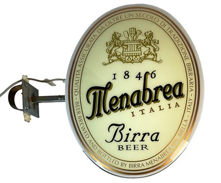 Insegna luminosa ovale della birra Menabrea in materiale plastico con iscrizion