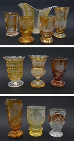 Manifatture diverse, secolo XIX-XX. Lotto composto da dieci diversi bicchieri e