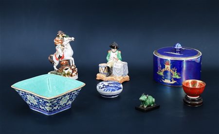 Manifatture differenti. Lotto composto da diversi oggetti di forme, usi e decor