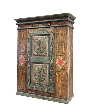 Armadio in legno dipinto in policromia a fiori e finto marmo, fronte ad un'anta