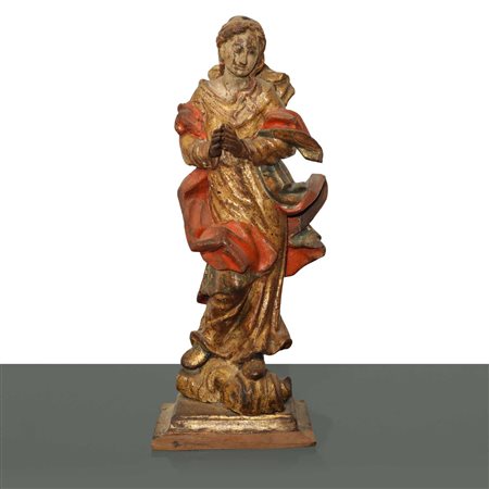 Madonna in preghiera, scultura lignea dorata e policroma, 18° secolo