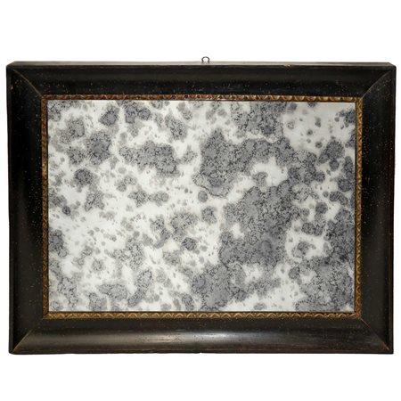 Specchiera in cornice quadrata nera in legno con specchio al mercurio