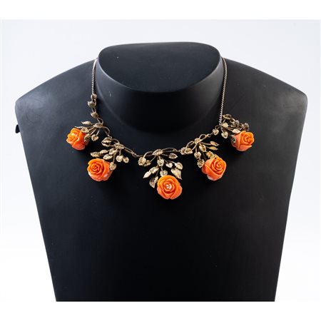 COLLANA in argento e argento dorato con rose in corallo