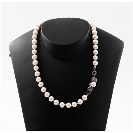 COLLANA di perle di fiume con susta in argento