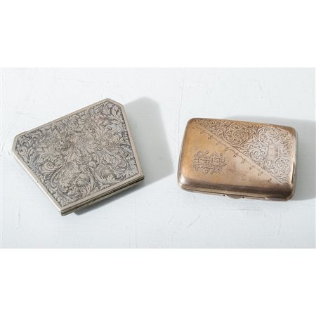 PORTASIGARETTE E PORTACIPRIA