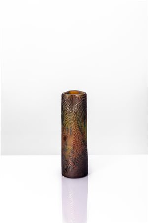 Émile Gallé (Nancy 1846 - Nancy 1904)  - Piccolo vaso a base trilobata, 1904 - 1906 circa