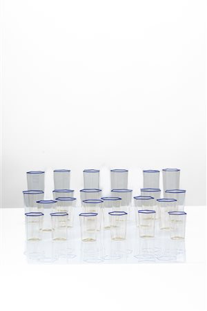 Venini ( )  - Servizio di 24 bicchieri in vetro soffiato, 1940 circa